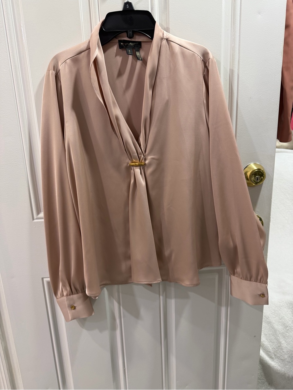 Donna Karan Dusty Rose V-Neck Blouse with Gold Pin